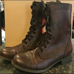 Brown Combat Boot Mossimo Women’s size 9